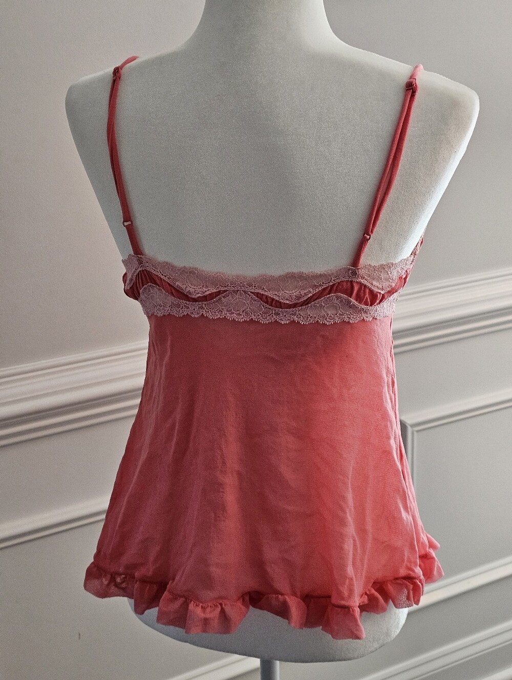 ​Vtg Victoria’s Secret Angels Pink Lace Ruffle Cami- Coquette Babydoll Sleep Top - Picture 7 of 8